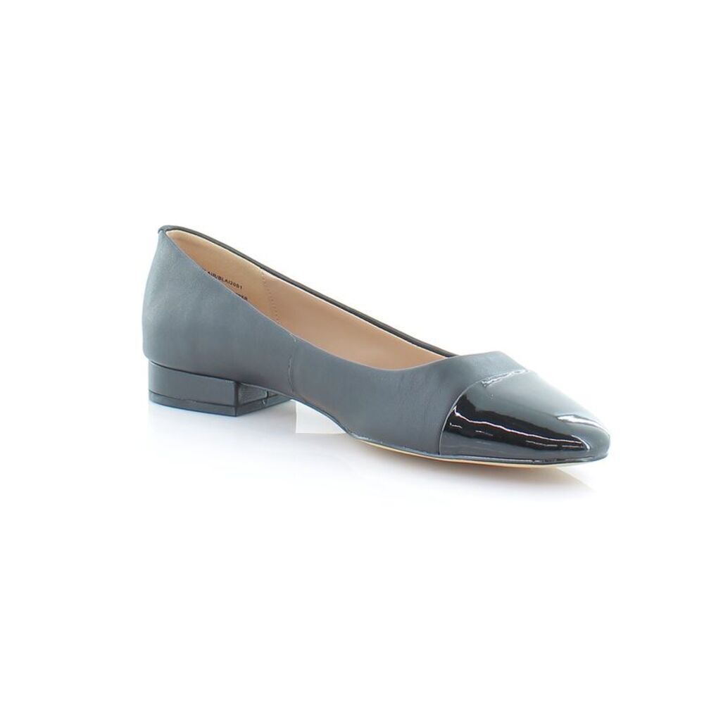 Steve Madden Gray Pointed Toe Patent Cap Flats